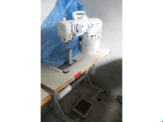 Juki PLC-2710-7 One needle machine gebruikt kopen (Auction Premium) | NetBid industriële Veilingen